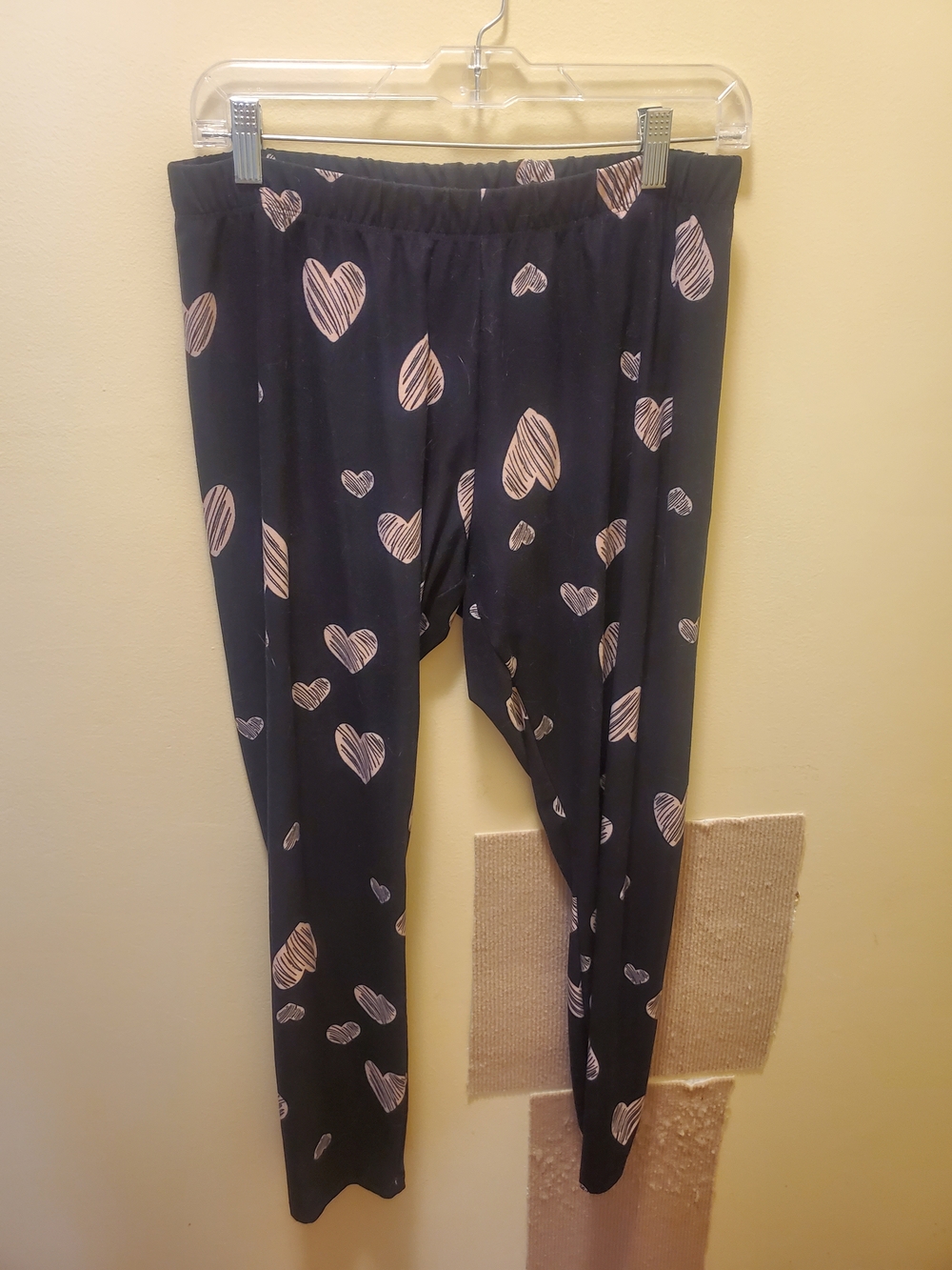 Women's Black Leggings with Pink Heart Print
